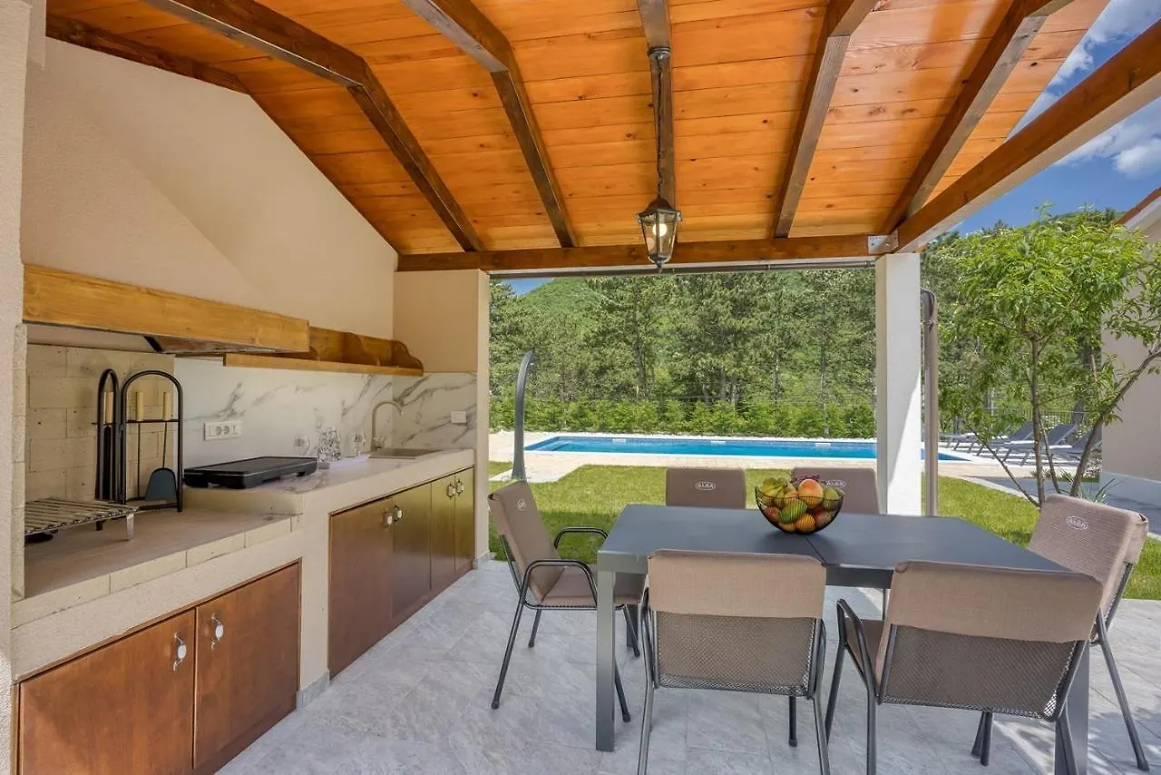 Villa Alba With Private Pool 0*, Lupoglav (Istria) Croatia