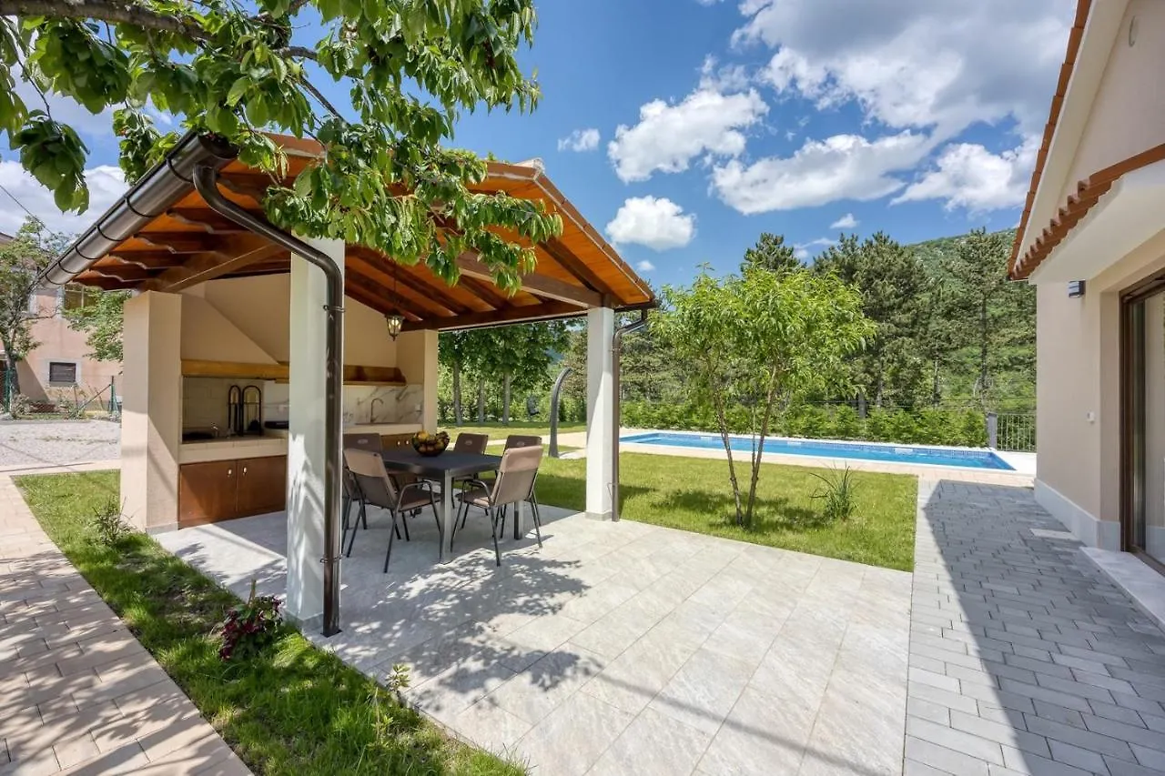 Villa Alba With Private Pool  Lupoglav (Istria)